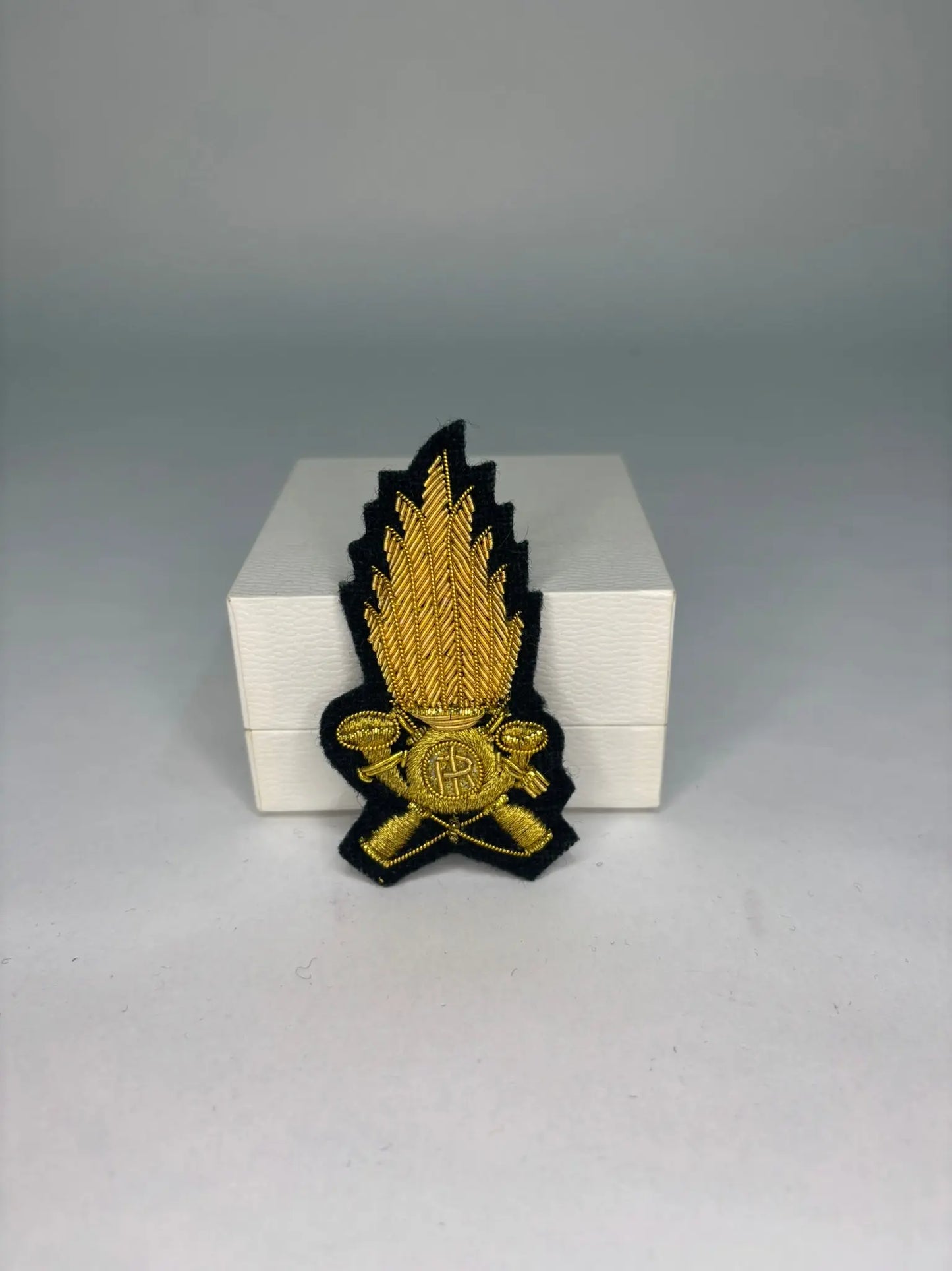 Fiamma Ricamata da Tesa Guardia di Finanza