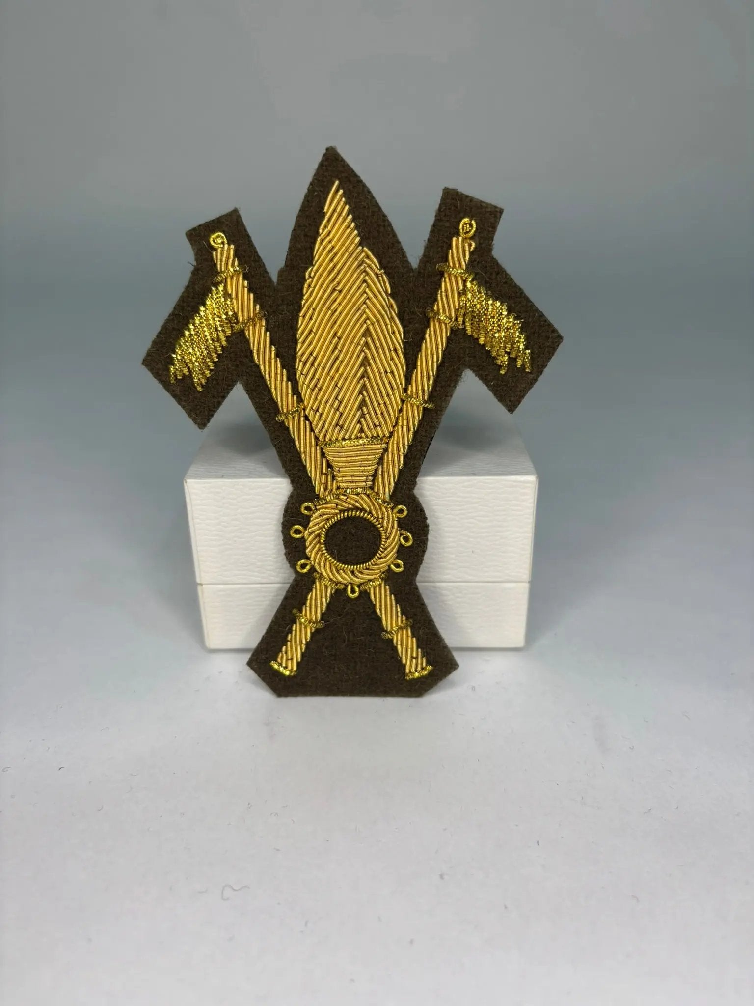 Fregio Ricamato da Tesa Lancieri